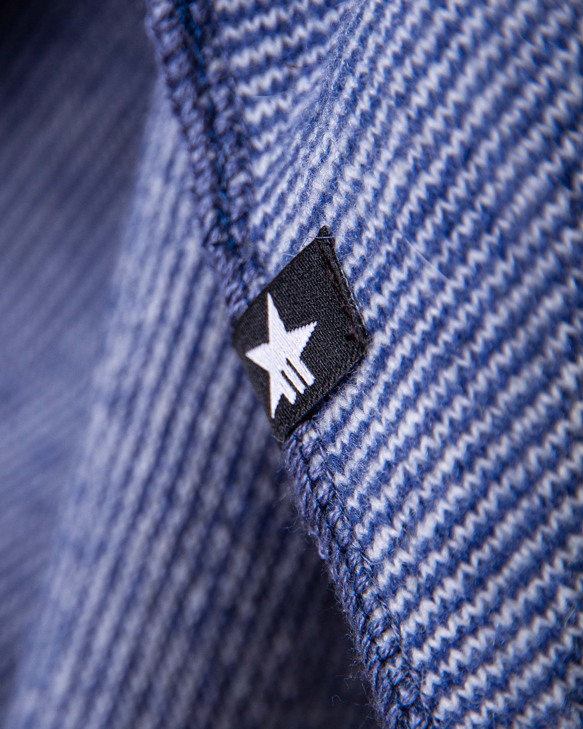 Maya Triangle Schal Blau Cremeweiß